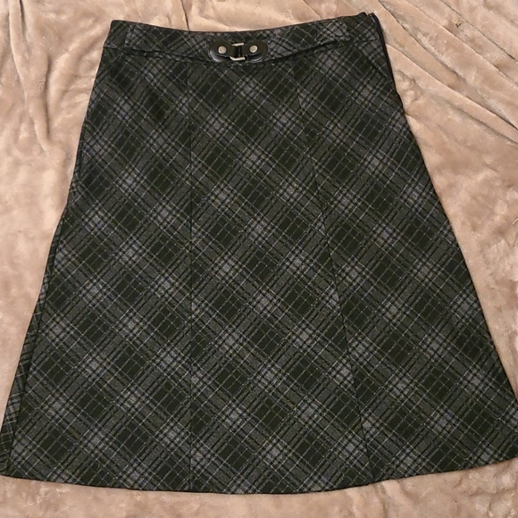 Women's gray plaid skirt size 10